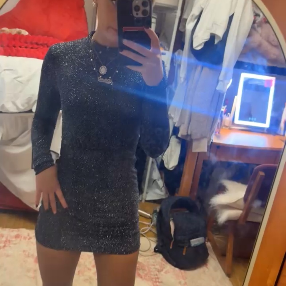 Elegant Navy Blue Glitter Dress